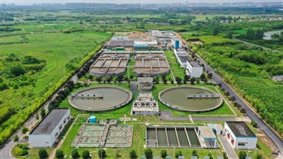 חישוב נפח מי שפכים לשטיפה לאחור עבור מסנני מדיה מרובי-